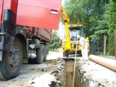 Budovanie kanalizácie v obci I. etapa Budovanie kanalizácie v obci I. etapa