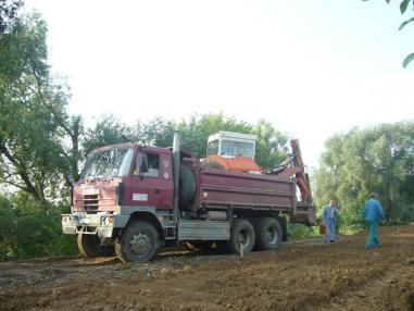 Vybudovanie ochranných hrádzí na rieke Nitre Vybudovanie ochranných hrádzí na rieke Nitre