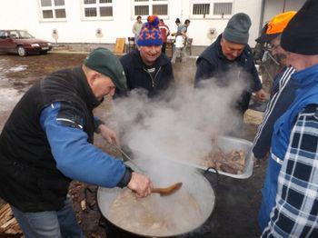 Fašiangová zabíjačka 2013 Fašiangová zabíjačka 2013