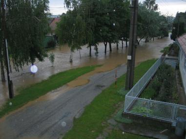 Povodeň v obci Hrušovany v roku 2010 Povodeň v obci Hrušovany v roku 2010
