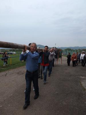 Fotogaléria Stavanie mája 2015 (30. apríla 2015) (8) Stavanie mája 2015 (30. apríla 2015)